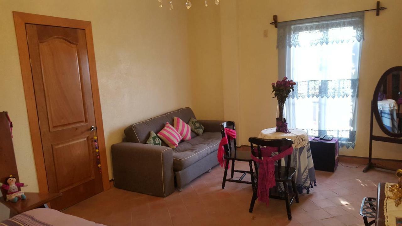 La Casona Azul Bed N Breakfast Santa Rosa de Jauregui Zewnętrze zdjęcie