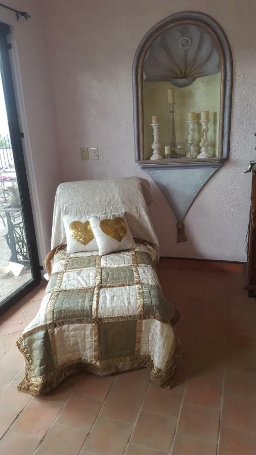 La Casona Azul Bed N Breakfast Santa Rosa de Jauregui Zewnętrze zdjęcie