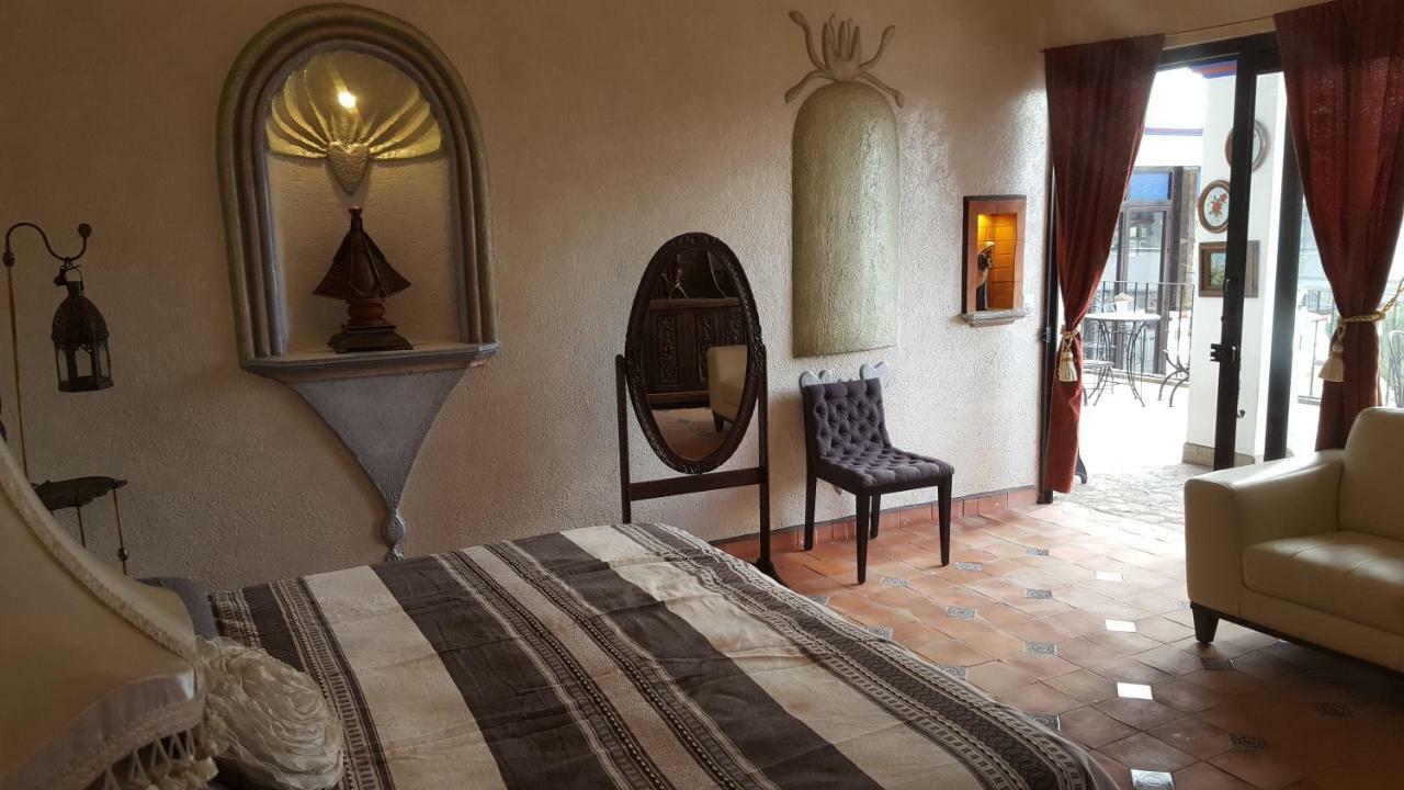 La Casona Azul Bed N Breakfast Santa Rosa de Jauregui Zewnętrze zdjęcie