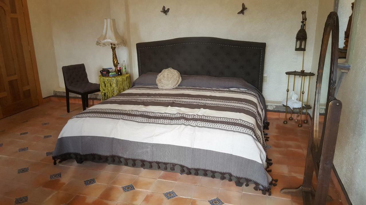 La Casona Azul Bed N Breakfast Santa Rosa de Jauregui Zewnętrze zdjęcie