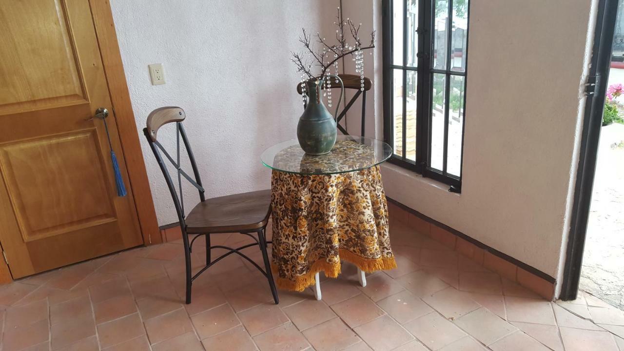 La Casona Azul Bed N Breakfast Santa Rosa de Jauregui Zewnętrze zdjęcie