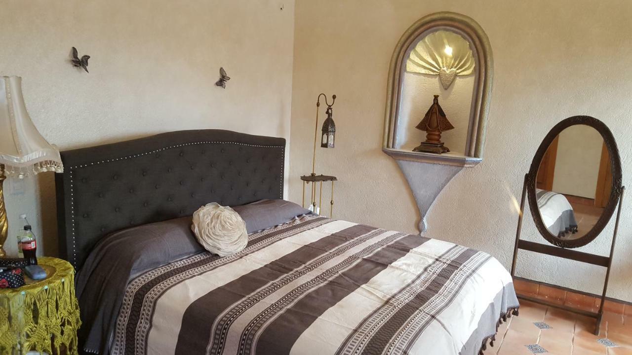 La Casona Azul Bed N Breakfast Santa Rosa de Jauregui Zewnętrze zdjęcie